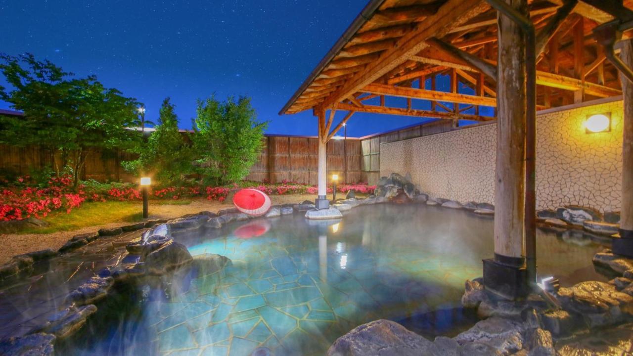 Готель Ooedo Onsen Monogatari Aizu Екстер'єр фото