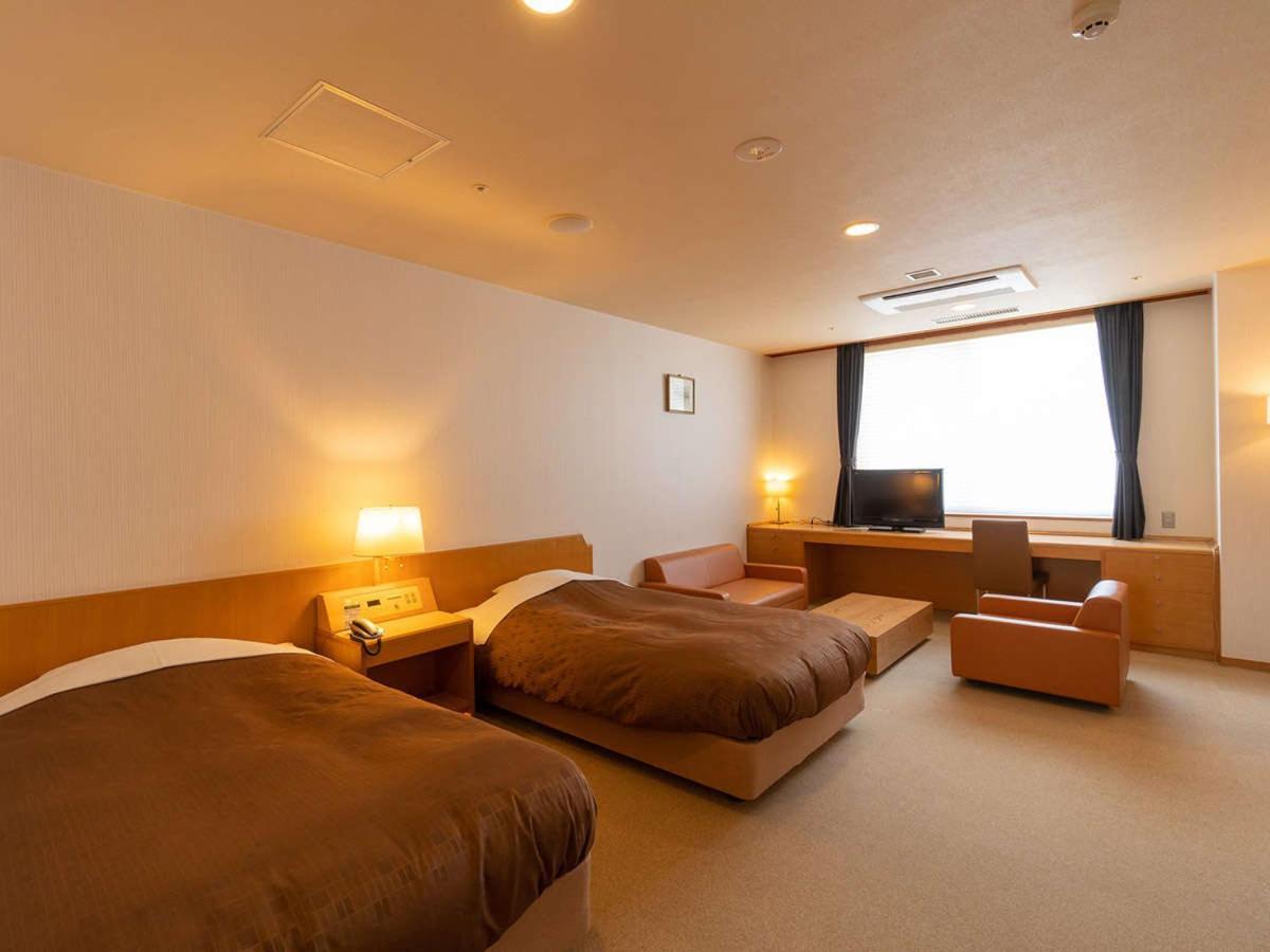 Готель Ooedo Onsen Monogatari Aizu Екстер'єр фото